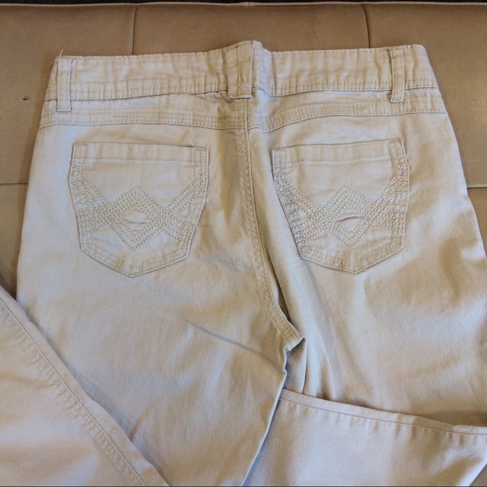 Democracy Capri Khaki Jean 12 - Picture 3 of 3